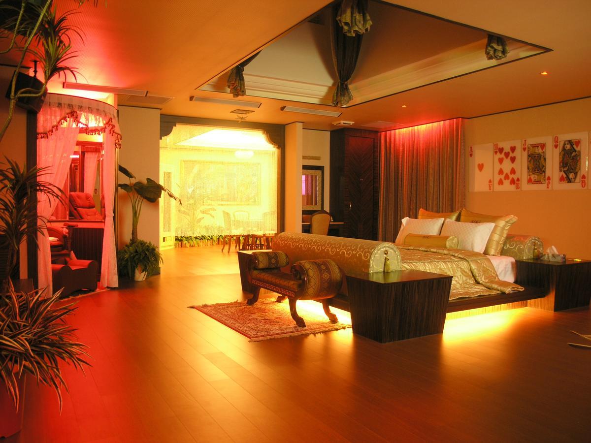 Daniel Spa Motel Pingzhen Luaran gambar