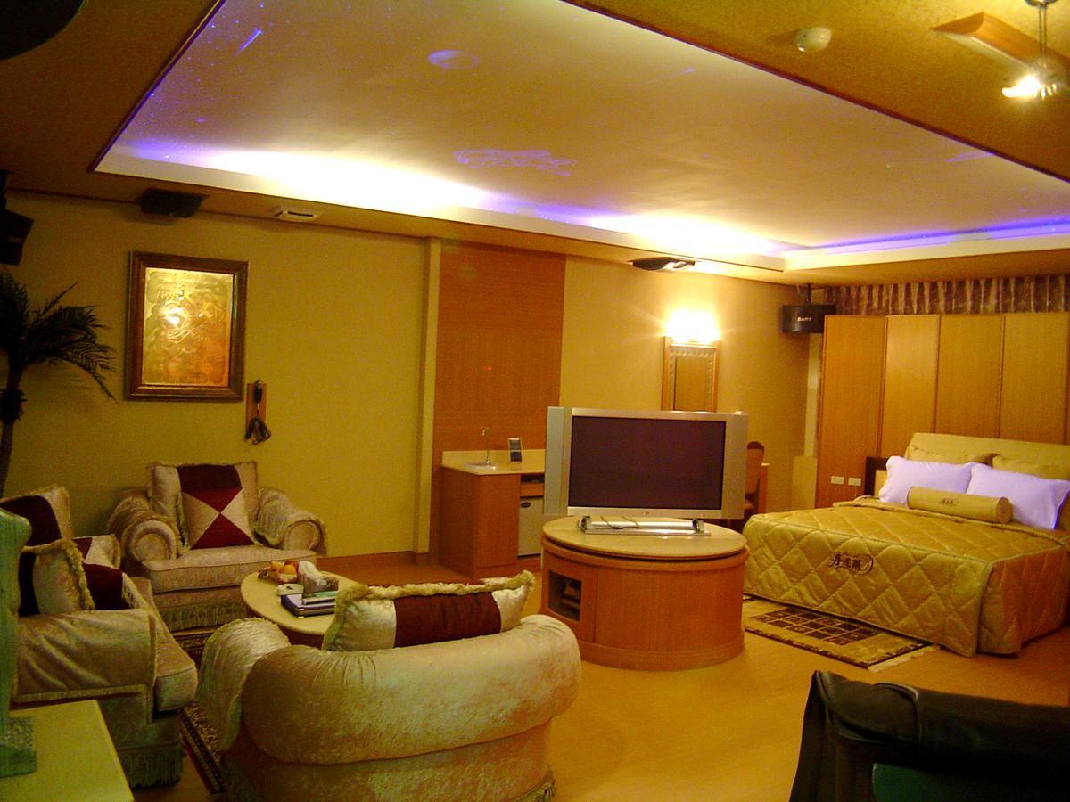 Daniel Spa Motel Pingzhen Luaran gambar